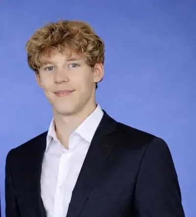 Raphael - Gründer MIRA Technikwelt Backnang, Technik-Experte für Computer und Gaming-PCs